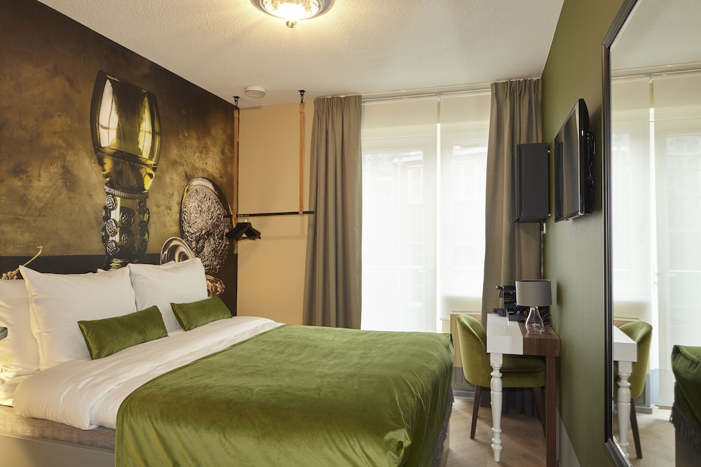 STANDARD, DOUBLE BED, BALCONY