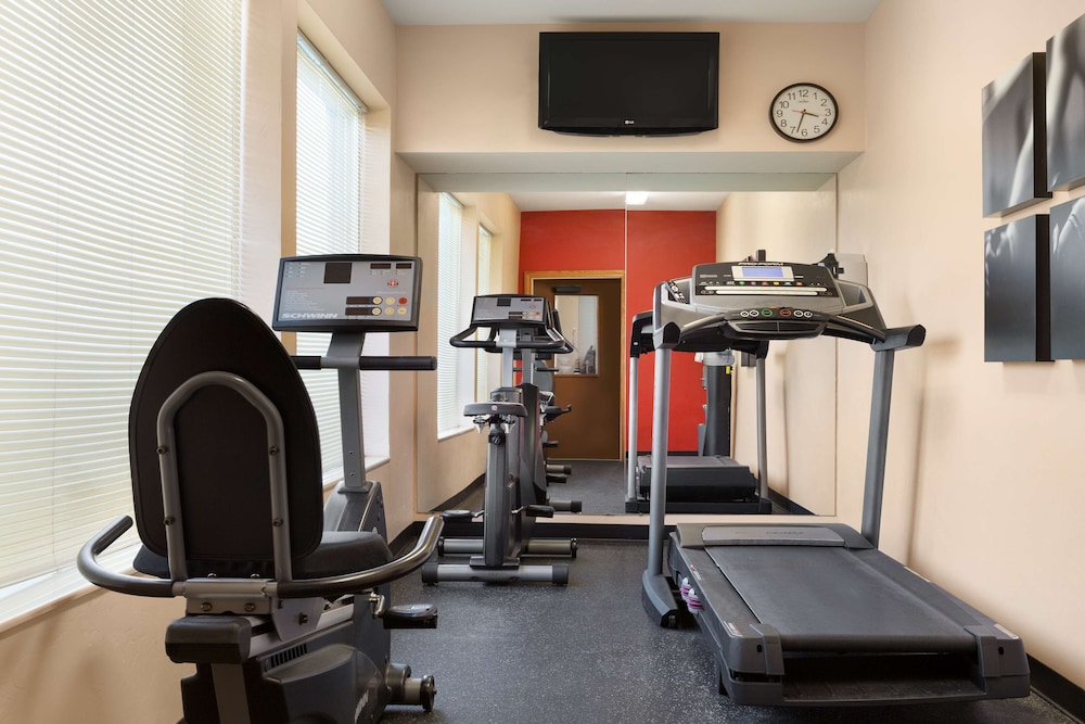 Country Inn And Suites By Radisson Tucson Airport 12/22