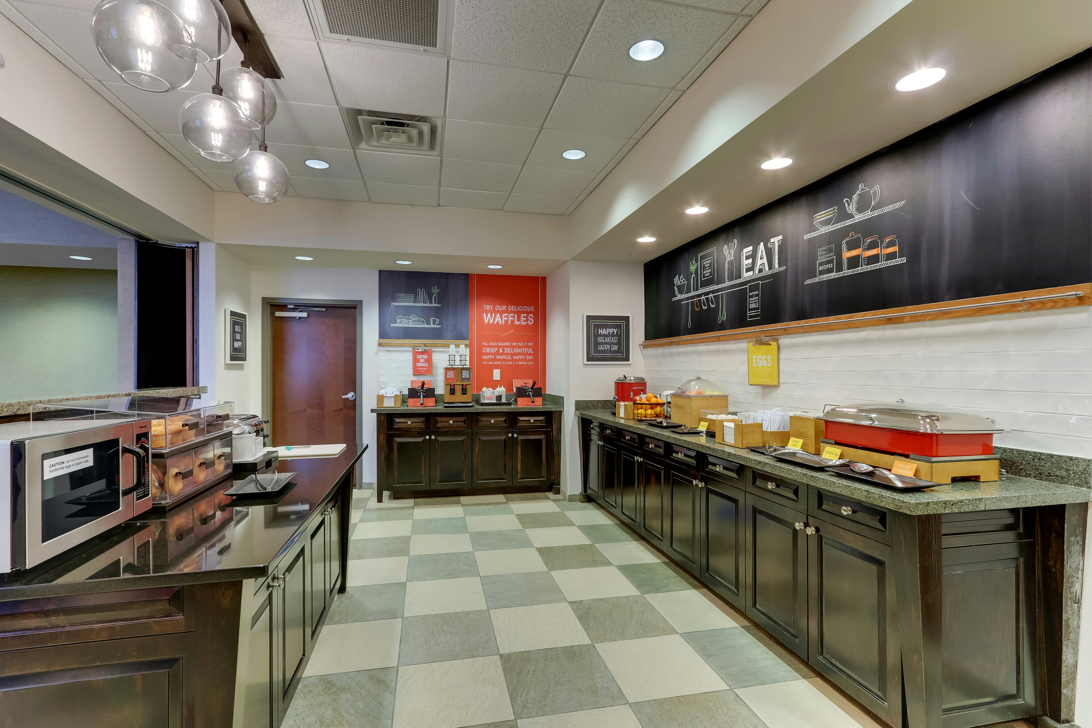 Hampton Inn & Suites Swansboro Near Camp Lejeune, NC 48/64