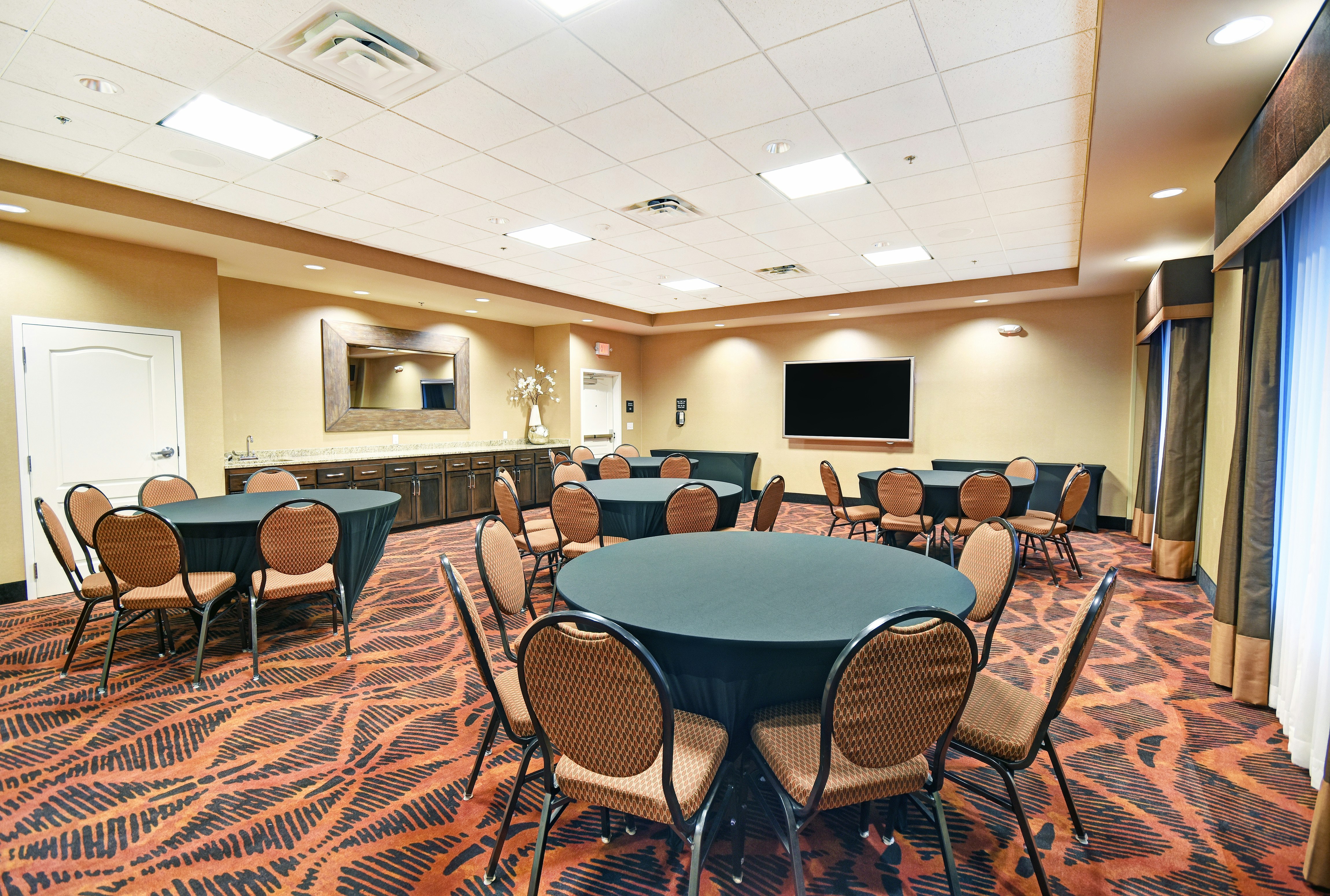 Hampton Inn and Suites Milwaukee Franklin 41/44