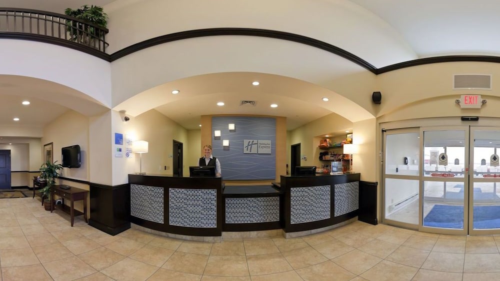 Holiday Inn Express Hotel Suites Pekin Peoria Area 5/62