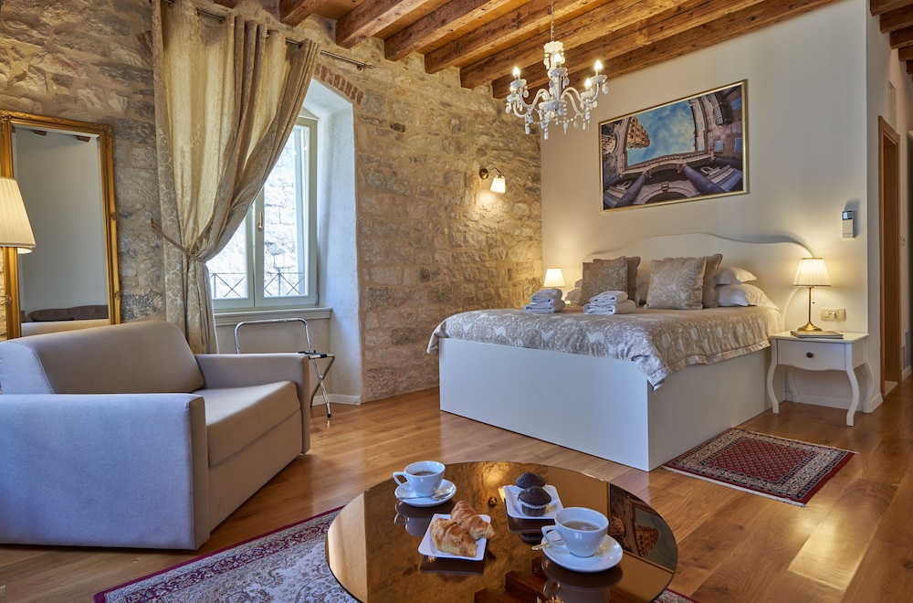 Villa Split Heritage Hotel 59/80