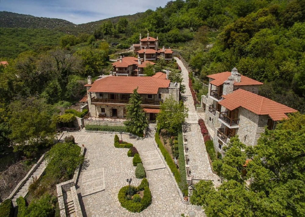Abeliona Retreat 38/41