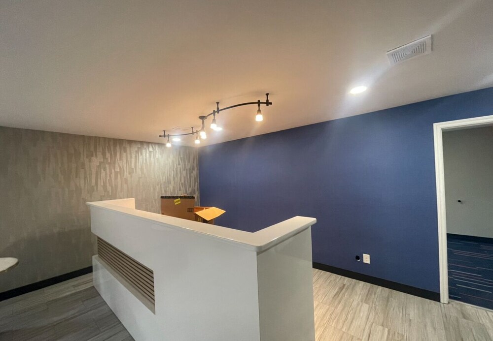 Luxor Inn & Suites 7/52