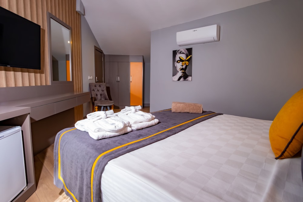 Saint Star Kemer - Adult Only 30/50