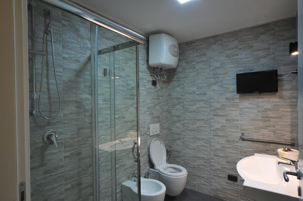 Gatto Bianco House 50/50