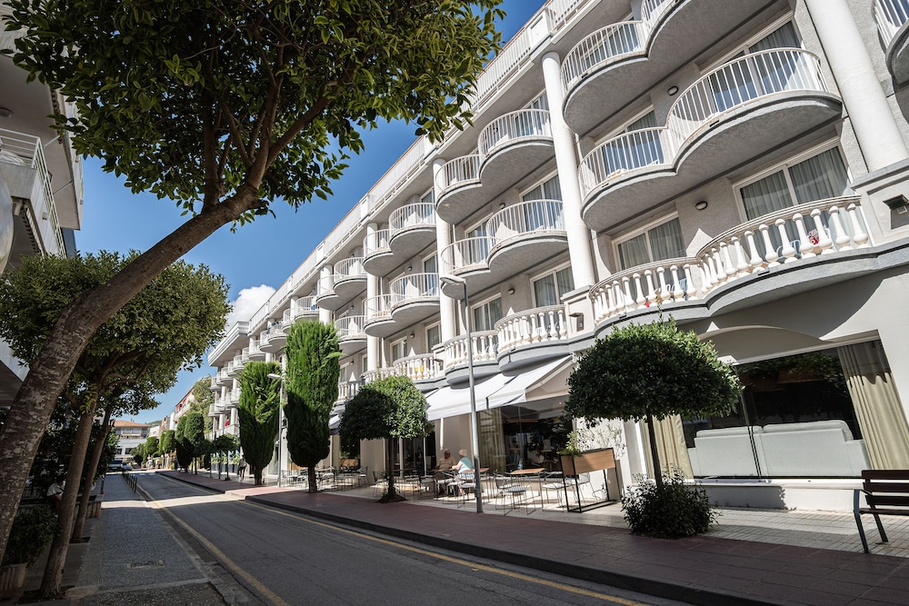 Hotel Don Juan Tossa 5/64