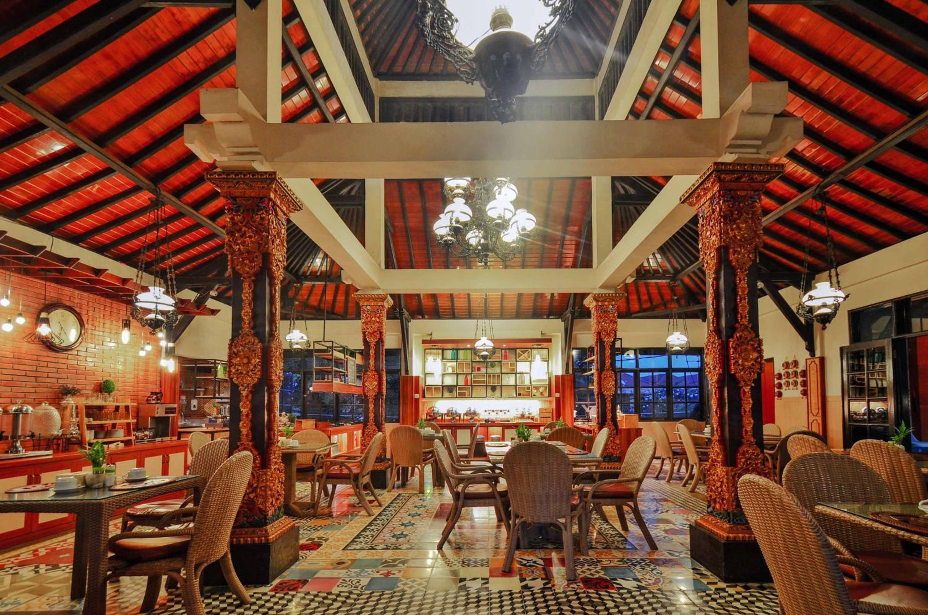 Ari Putri Hotel 25/47