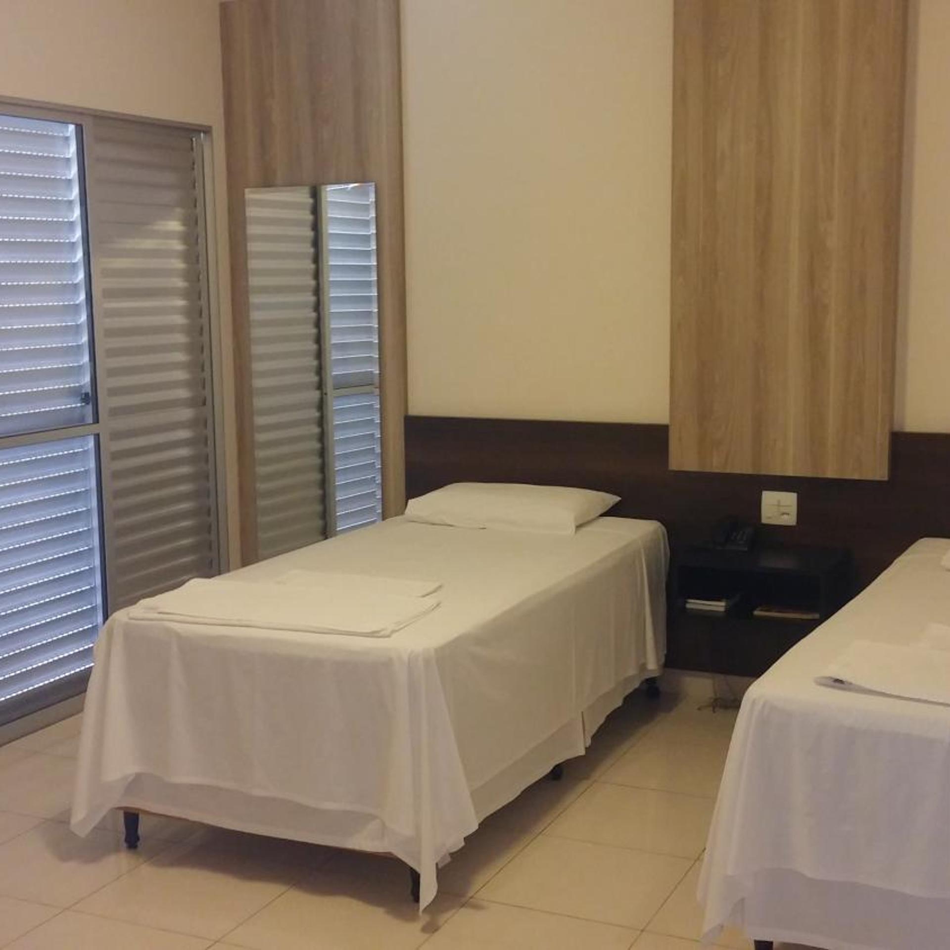 EXECUTIVO HOTEL MONTES CLAROS 11/36