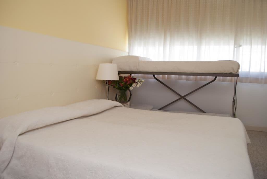 غرفة رباعية بسريرين منفصلين وسرير بطابقين، Hotel Ambra 3/4