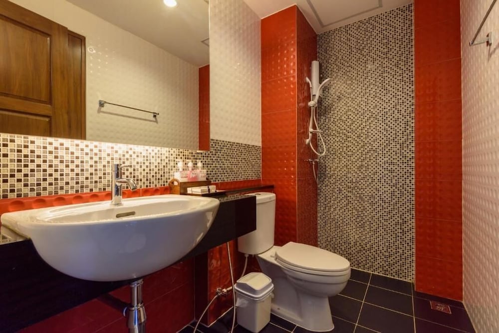 Mira Residence Resort 33/37