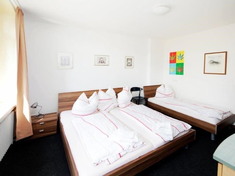 Hotel Goldener Hahn 21/31