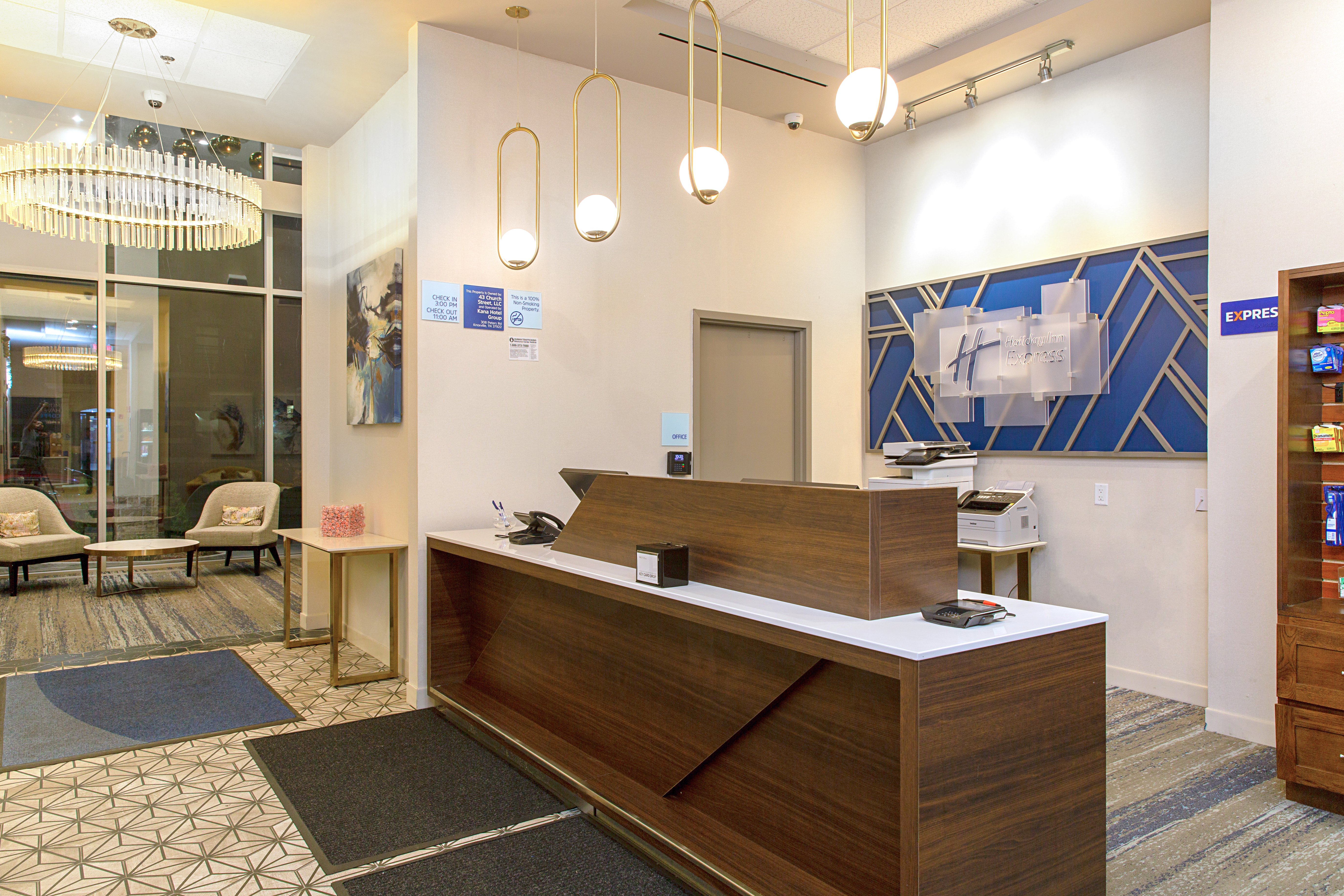 Holiday Inn Express New Rochelle 10/66