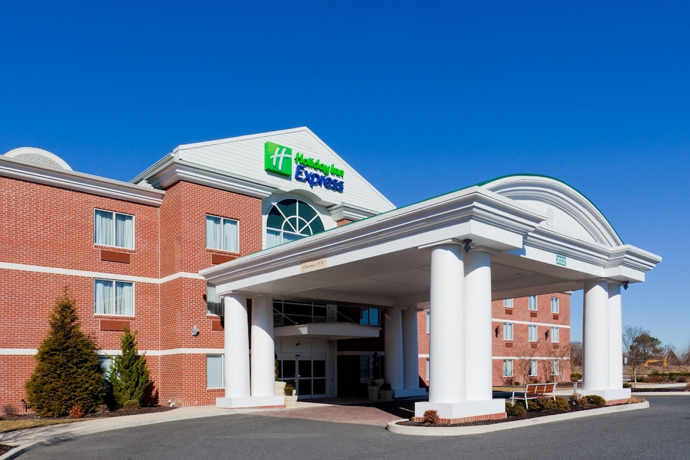 Holiday Inn Express Hotel And Suites Salisbury Delmar 5/68