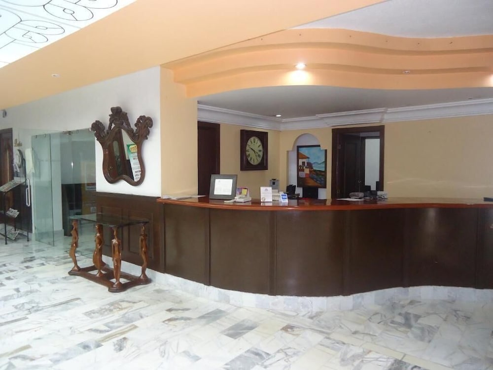 Maria Victoria Hotel 6/71