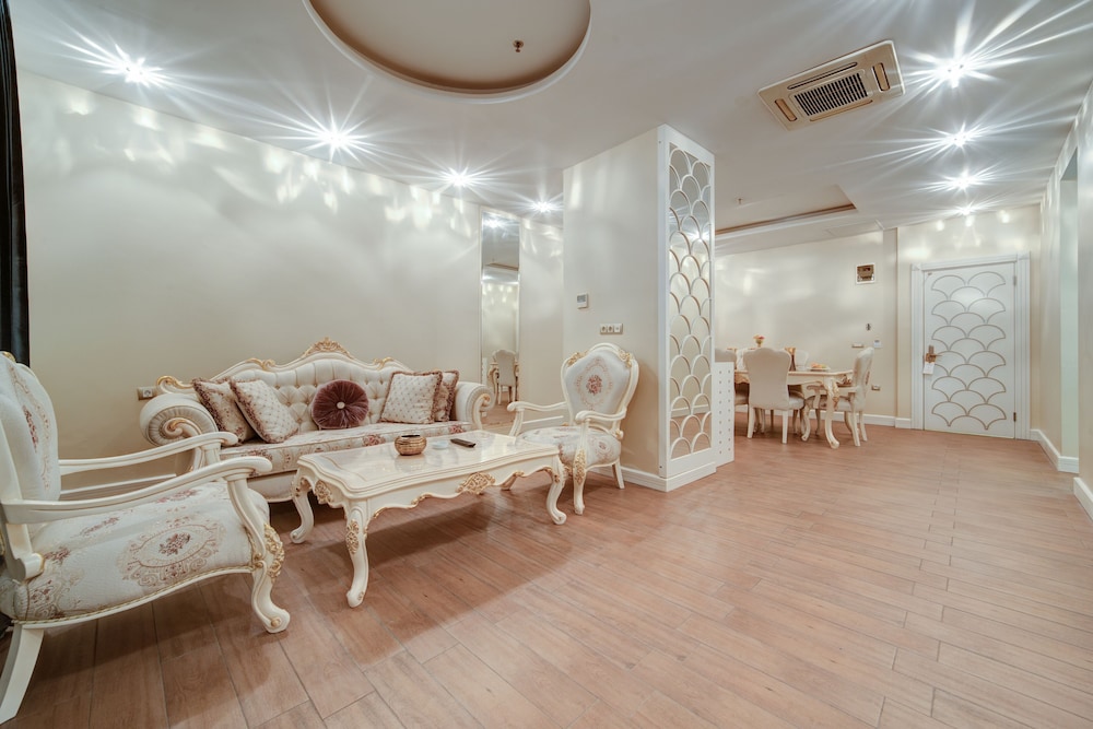 Navona Hotel 25/50