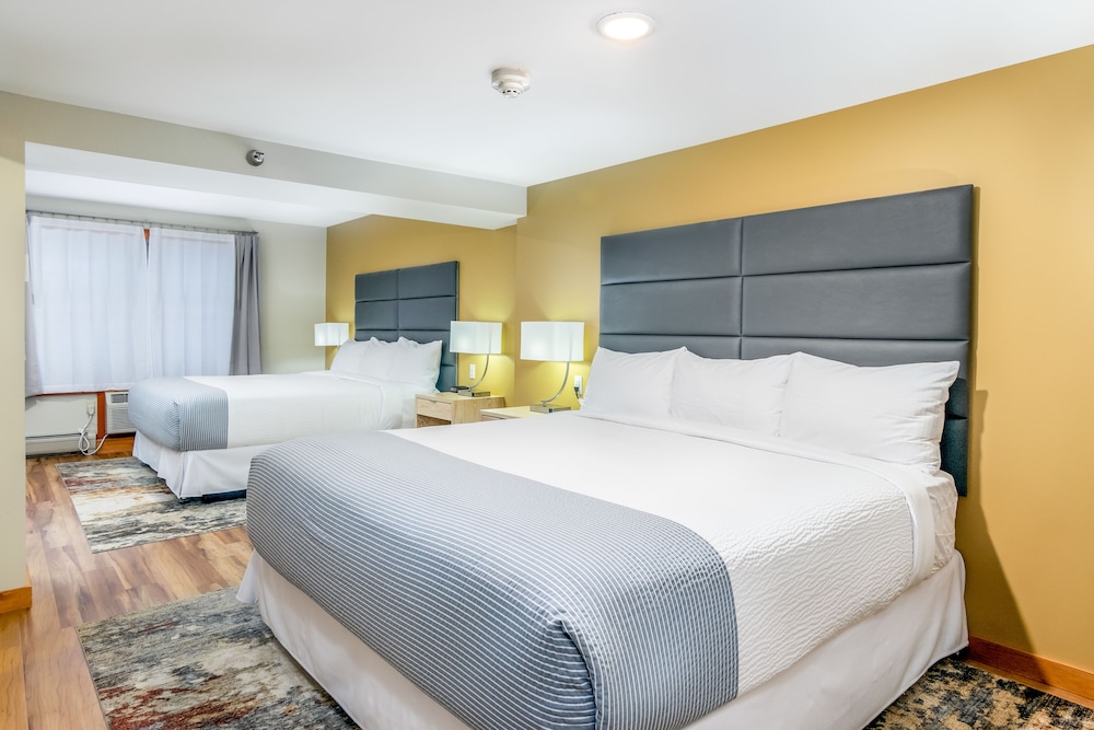 Grey Fox Inn Resort 11/66