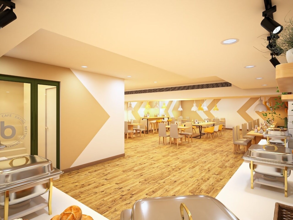 Bloom Hotel - CR Park 47/56