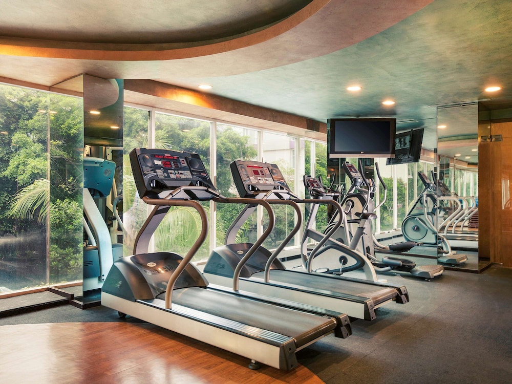 Mercure Surabaya Grand Mirama 46/81