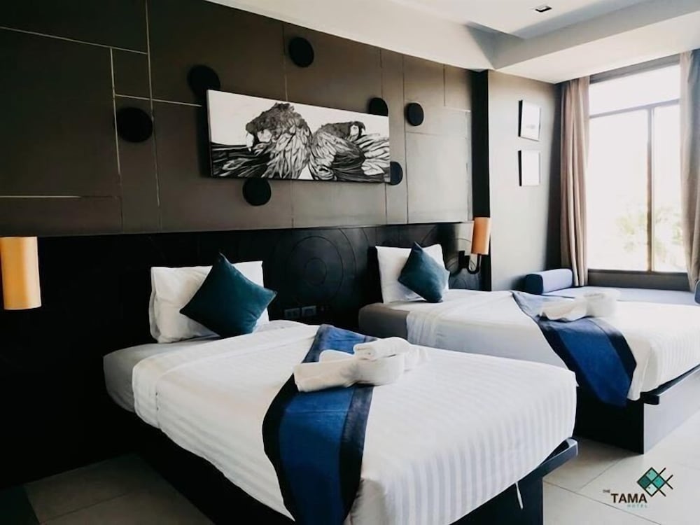 THE TAMA HOTEL 12/50