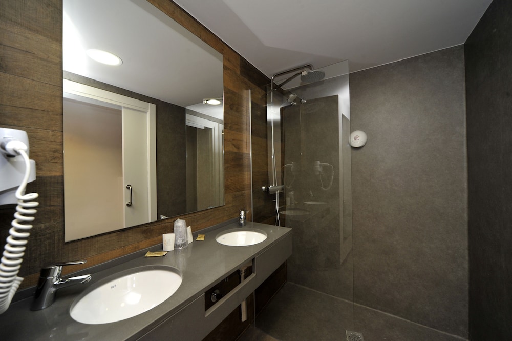 Hotel Vall d'Aneu 10/63
