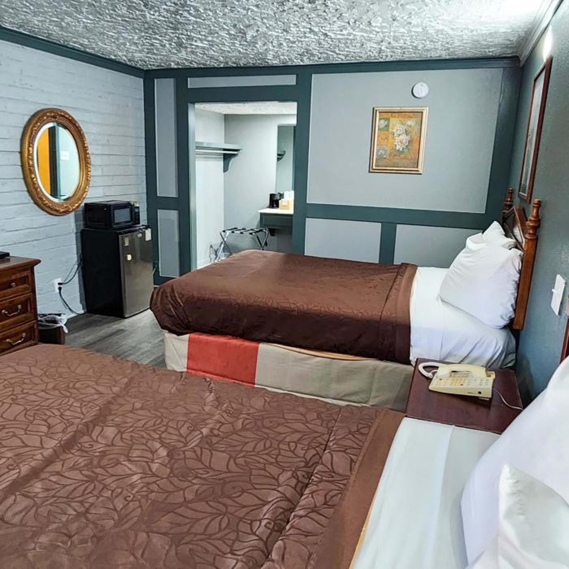 Knights Inn Tyler 27/55
