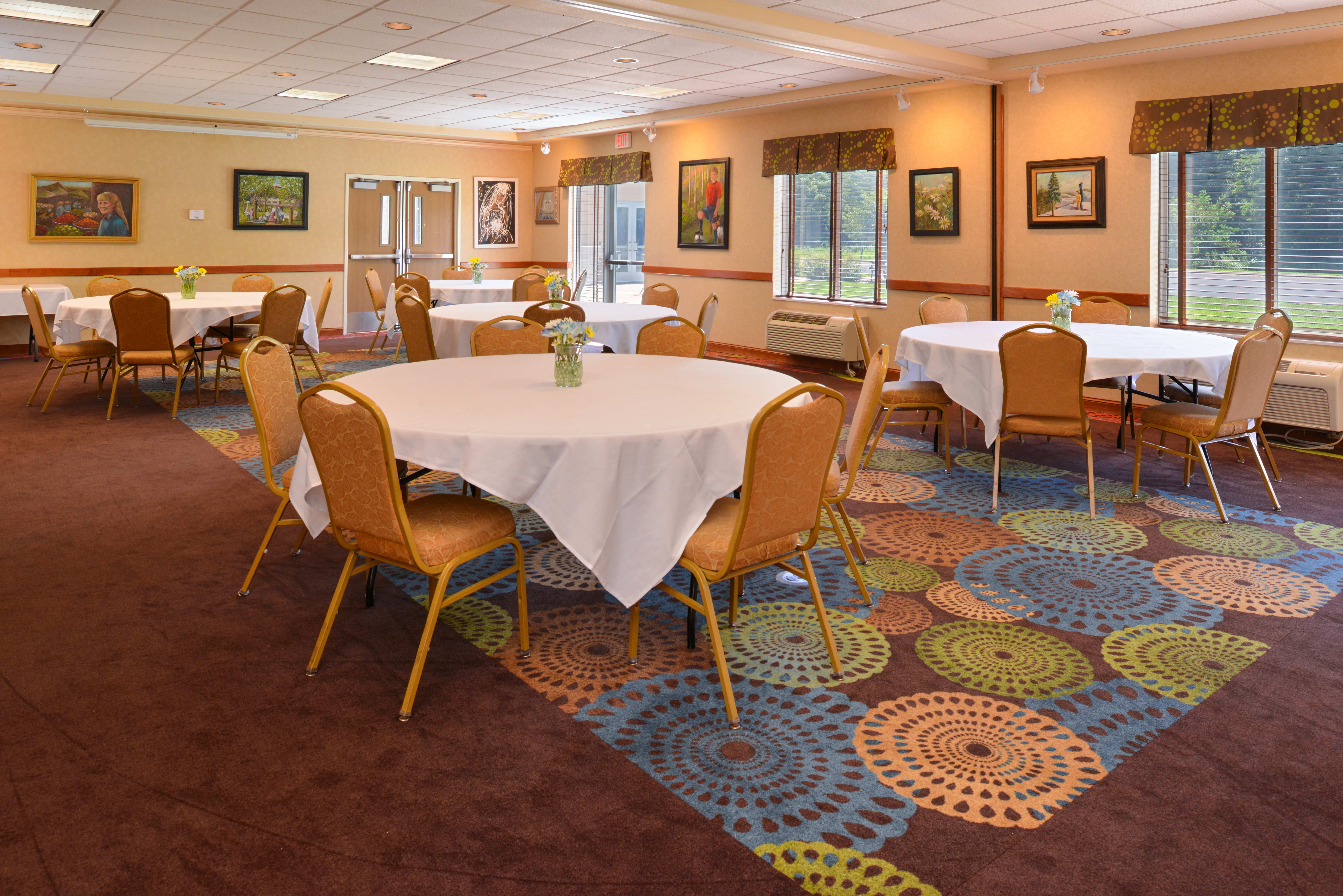 Holiday Inn Express St. Croix Valley 61/76