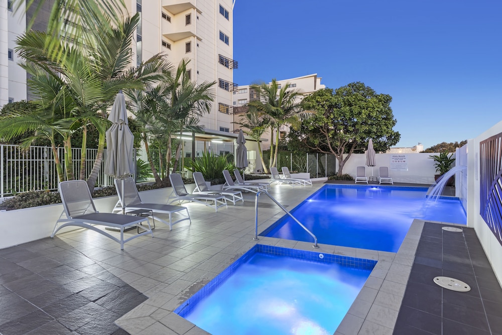 COCO Mooloolaba 25/50