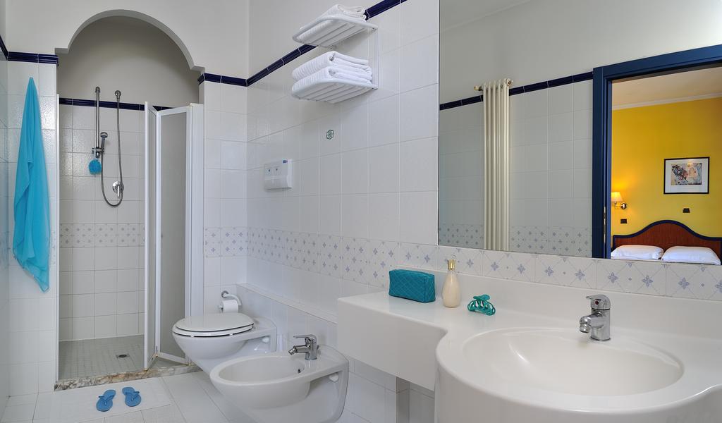Hotel Ascot 55/56