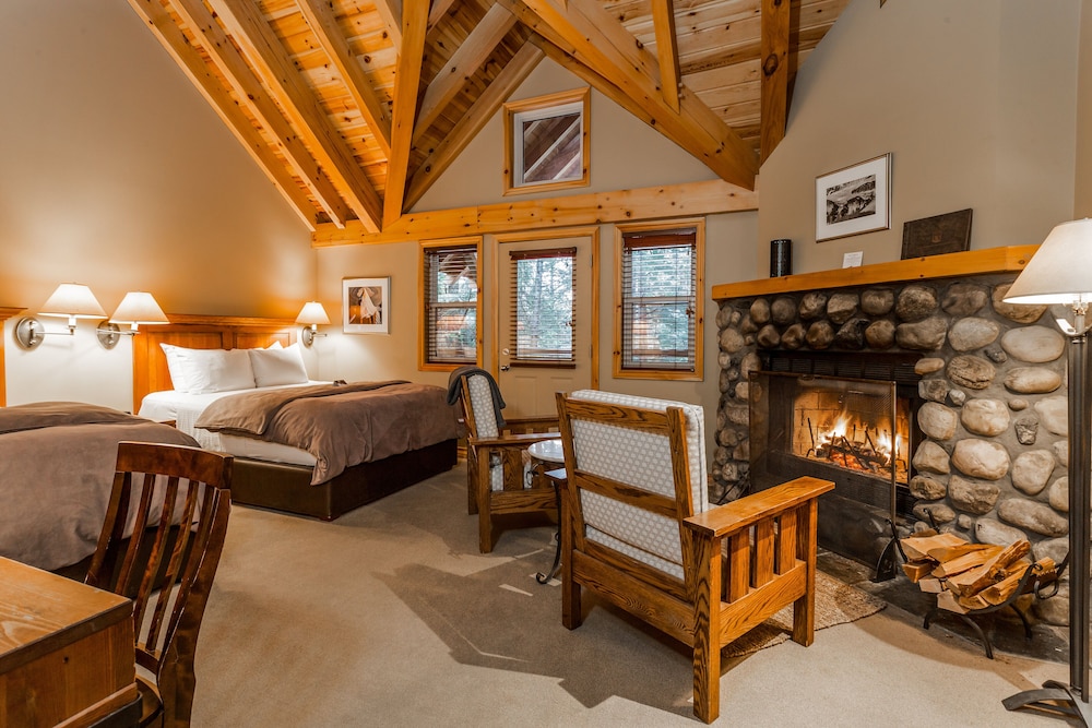 Buffalo Mountain Lodge 43/77