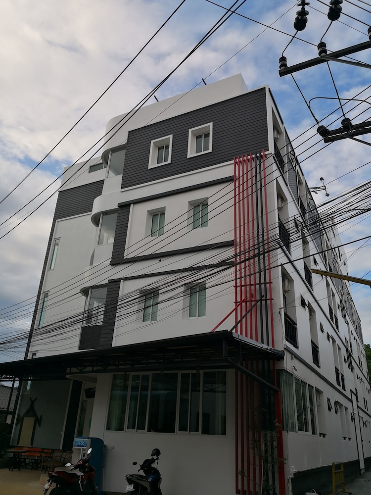 RoomQuest Patong Phuket 3/50