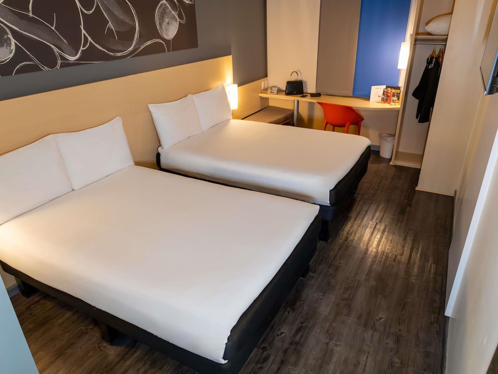 Ibis Queretaro 20/50
