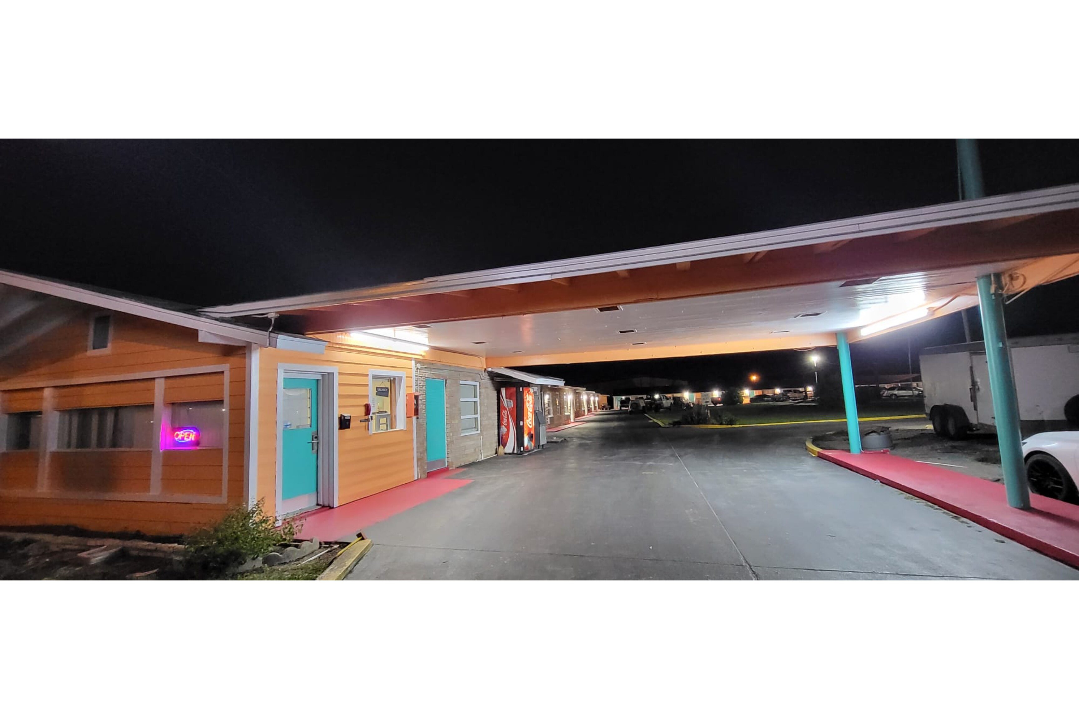 Gulfway Motel By OYO Near Airport I 37 25/30
