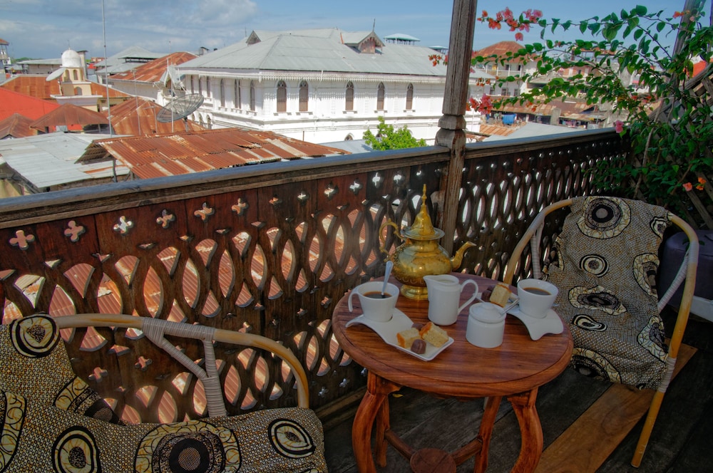 Zanzibar Palace Hotel 4/75