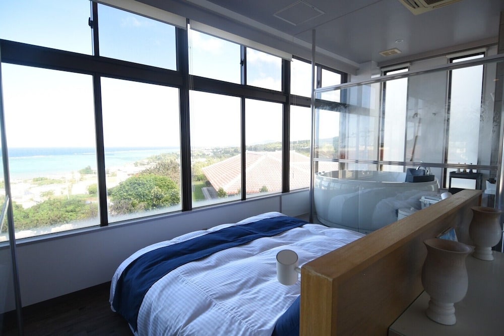 DELUXE, SUITE, OCEAN VIEW, HOT TUB