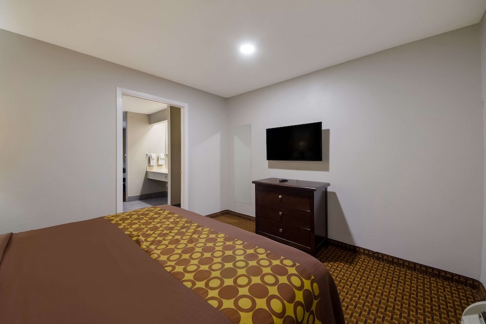 Rodeway Inn & Suites Corpus Christi Northwest 17/42