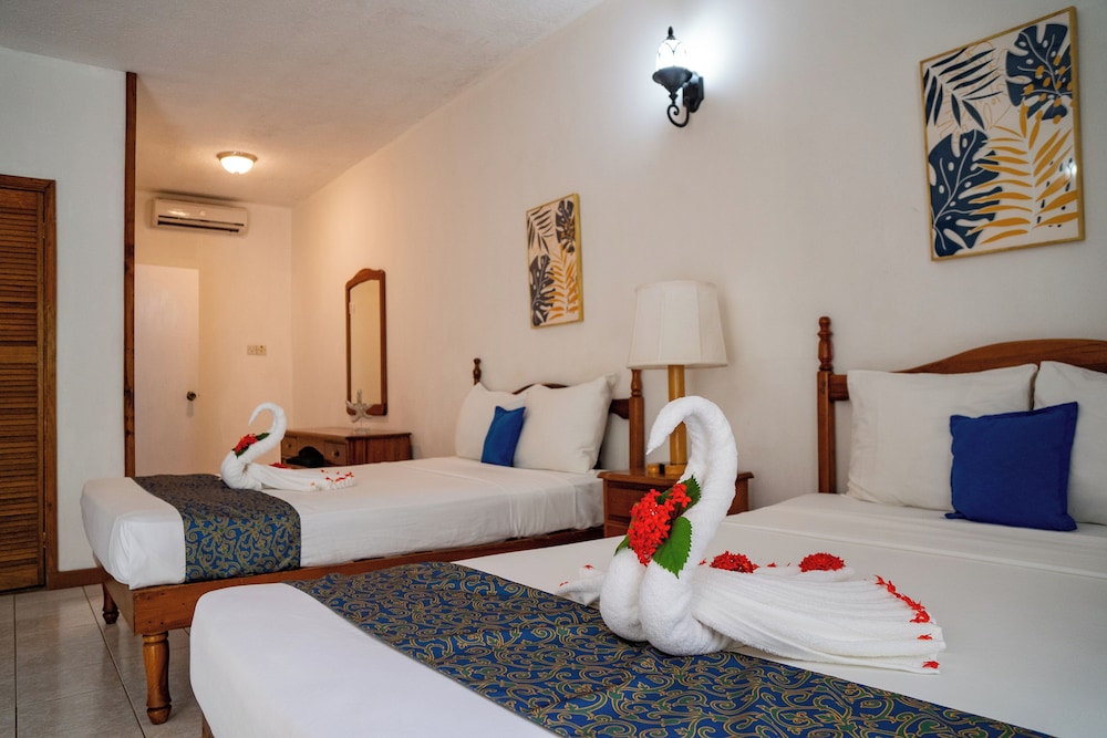 Merrils Beach Resort II 22/59