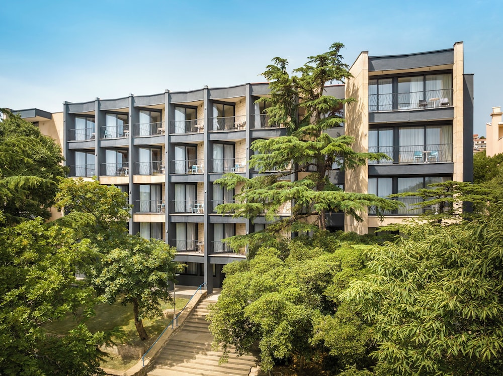 Aminess Vival Casa Lisanj 37/40