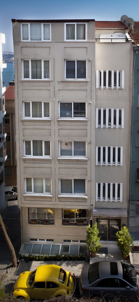 Cheya Gumussuyu Residence 3/55