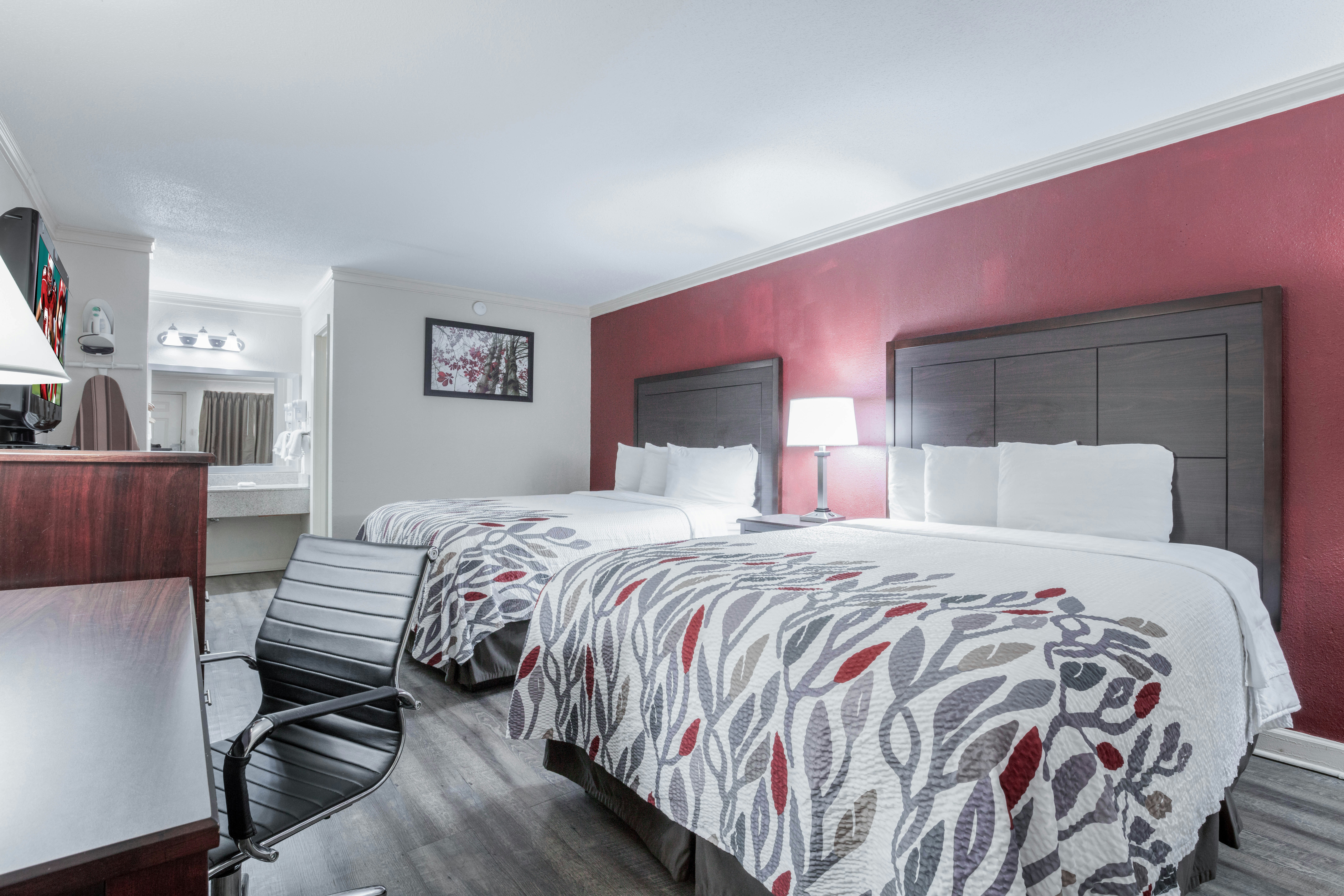 Renovated, Superior, 2 Queen Beds
