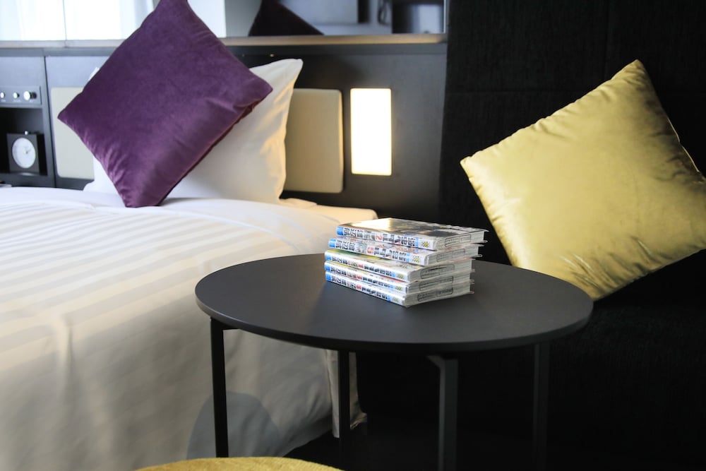 Quintessa Hotel Fukuoka Tenjin Comic & Books 21/37