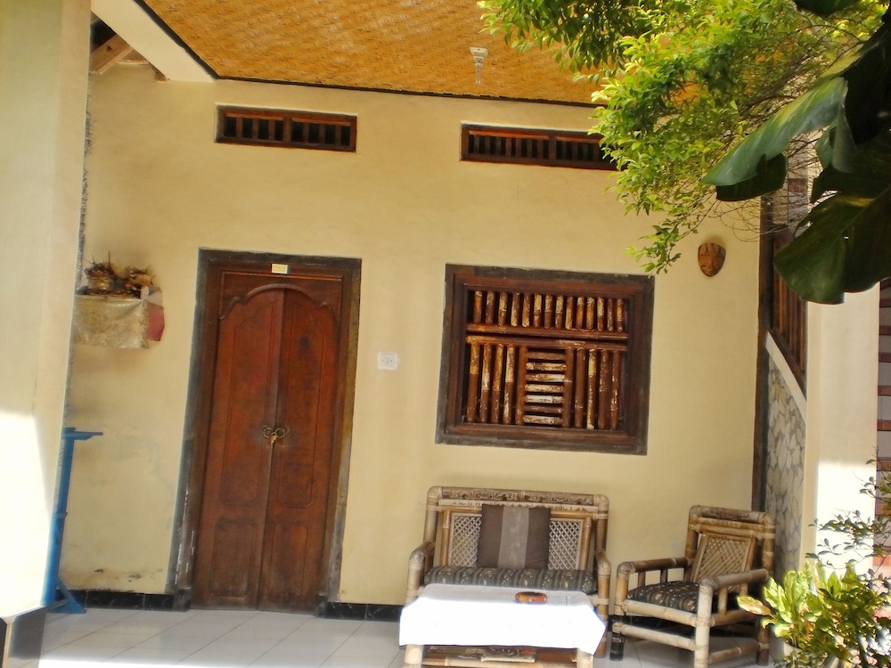Arjuna Homestay Ubud 4/46