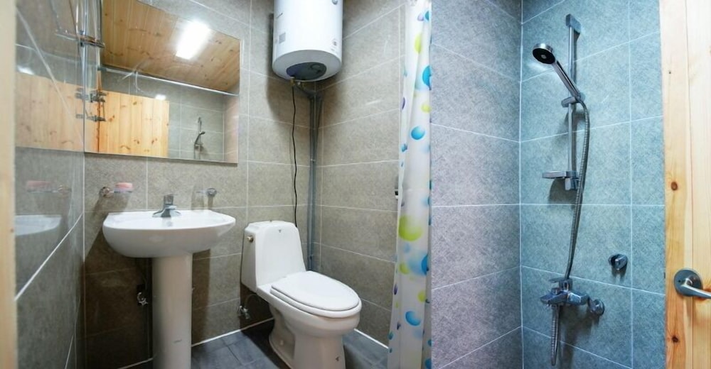Jeju Gotjawal Geomoon Oreum Pension 45/50