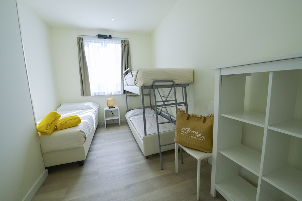Hotel Aristeo 29/72