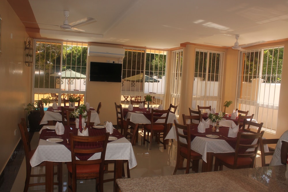 Pavilion Holiday Resort 19/29