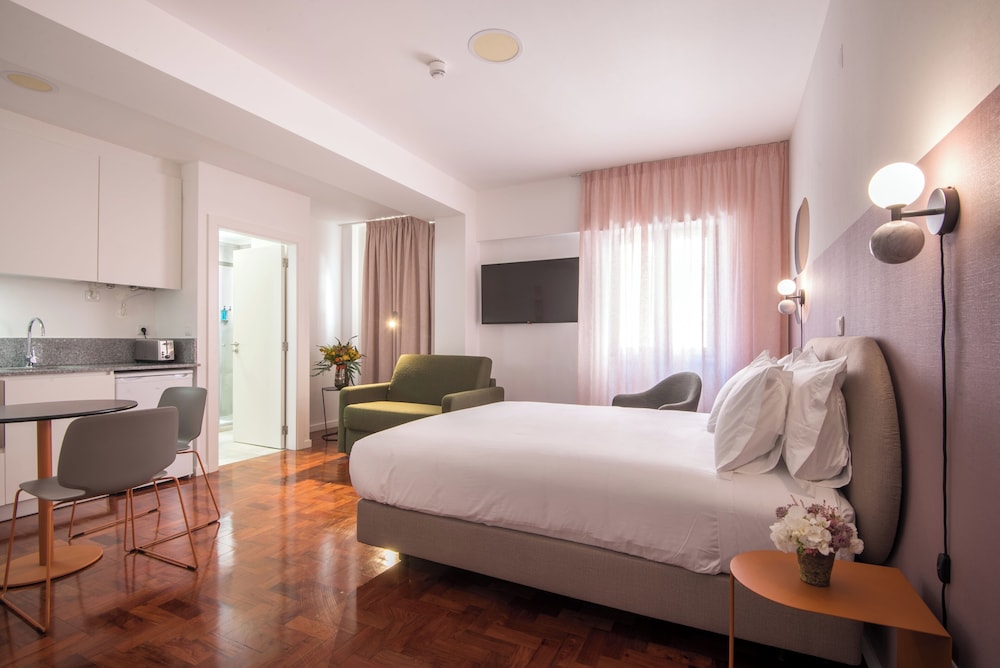 Lisbon Serviced Apartmentos - Campos 13/48