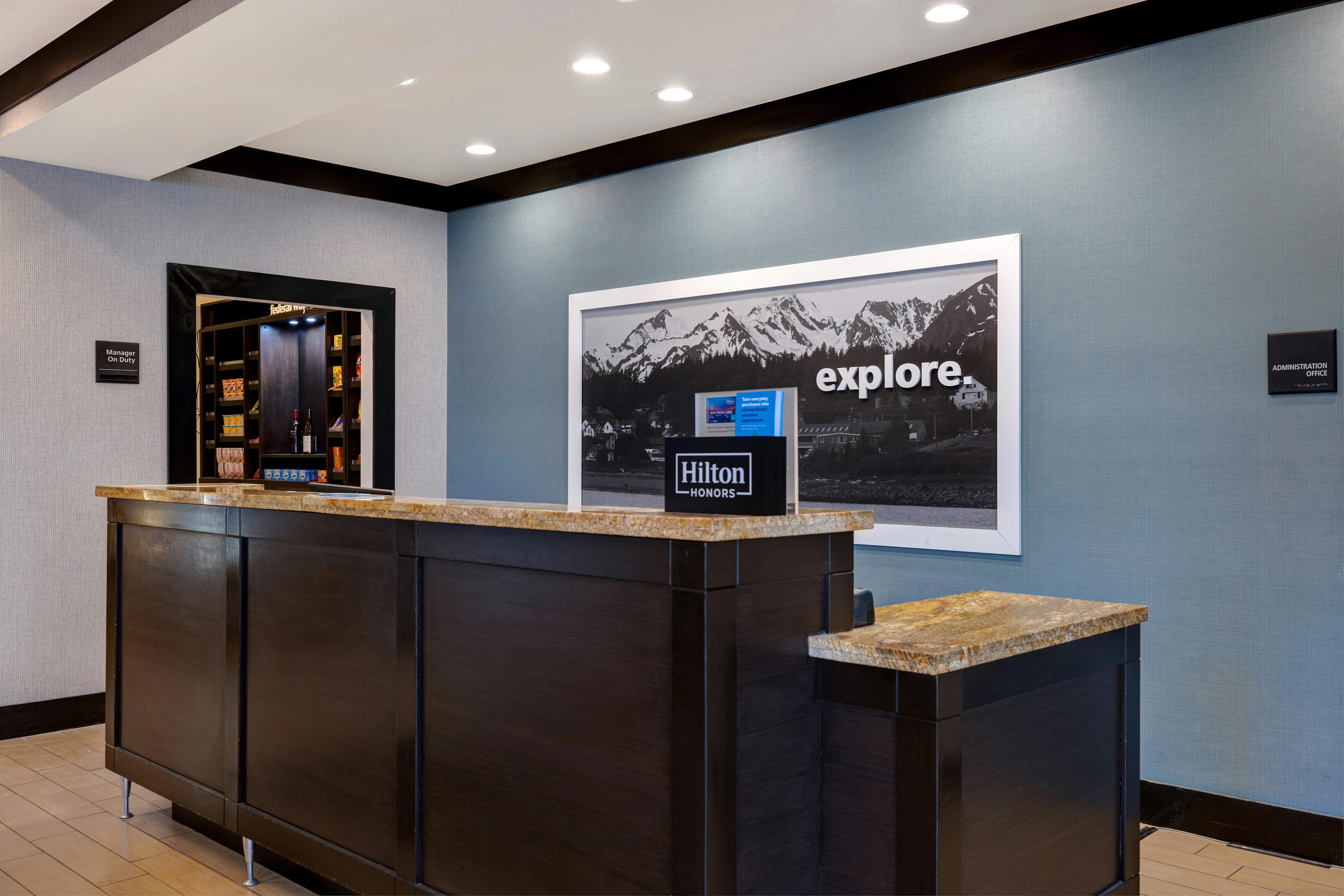 Hampton Inn & Suites Seattle/Federal Way 7/25