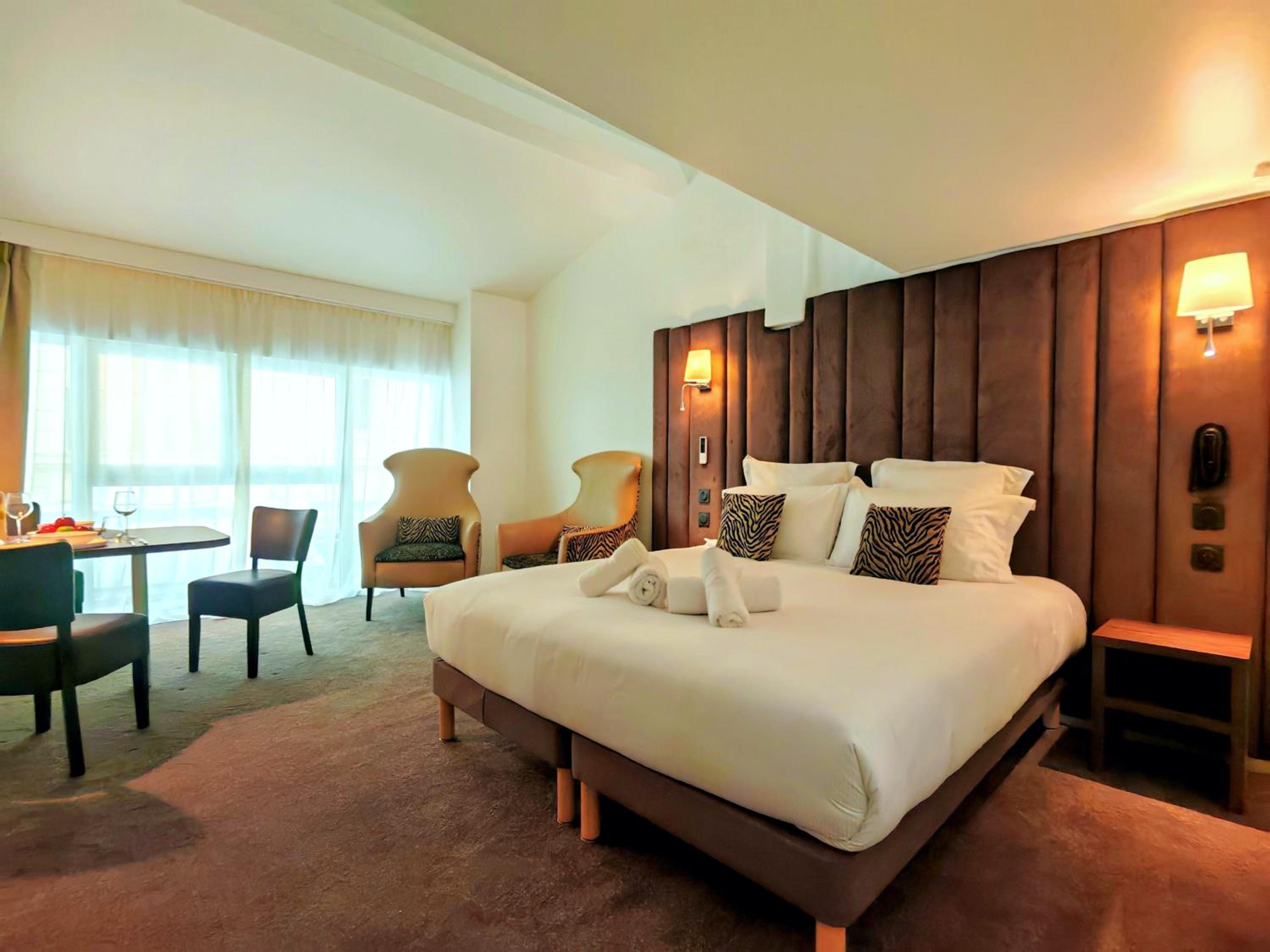 Junior Suite, Apartment, King Bed