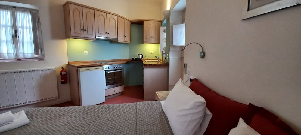 Villa Kisiris 7/40