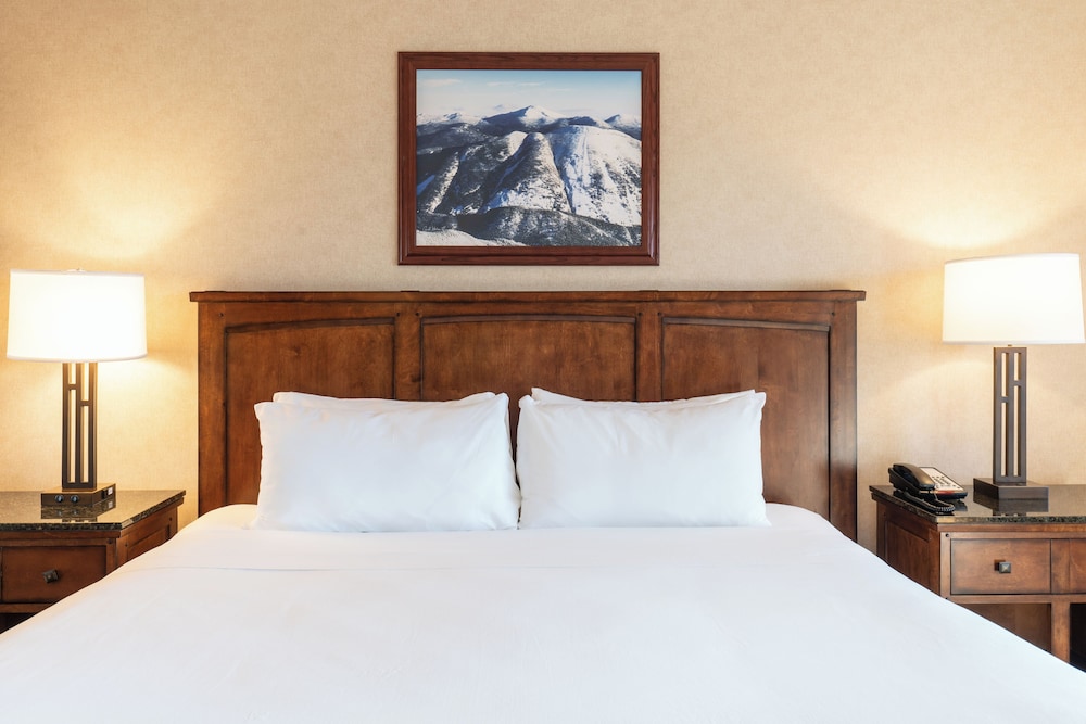 Crowne Plaza Lake Placid 29/67